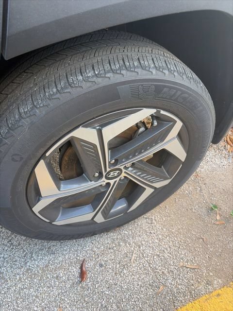 Used 2022 Hyundai Tucson Limited AWD/4WD image 8