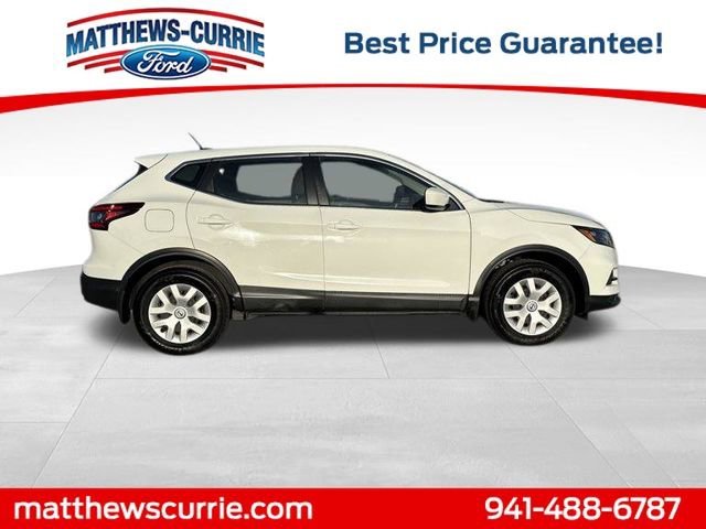 Used 2020 Nissan Rogue Sport S image 3