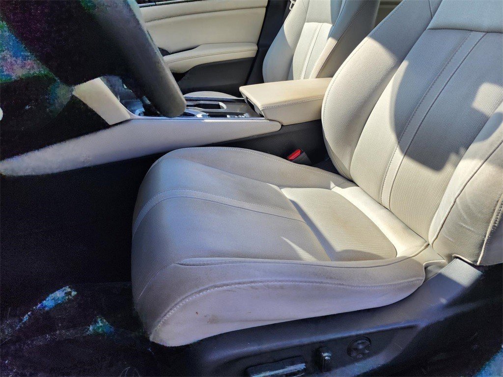 Used 2019 Honda Accord EX image 22