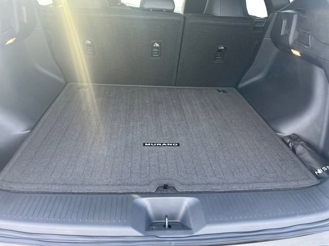 Used 2025 Nissan Murano SV image 19