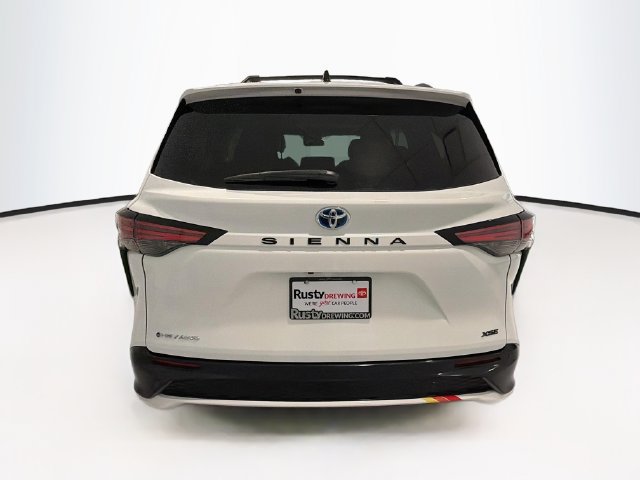 Certified 2025 Toyota Sienna XSE AWD/4WD image 5
