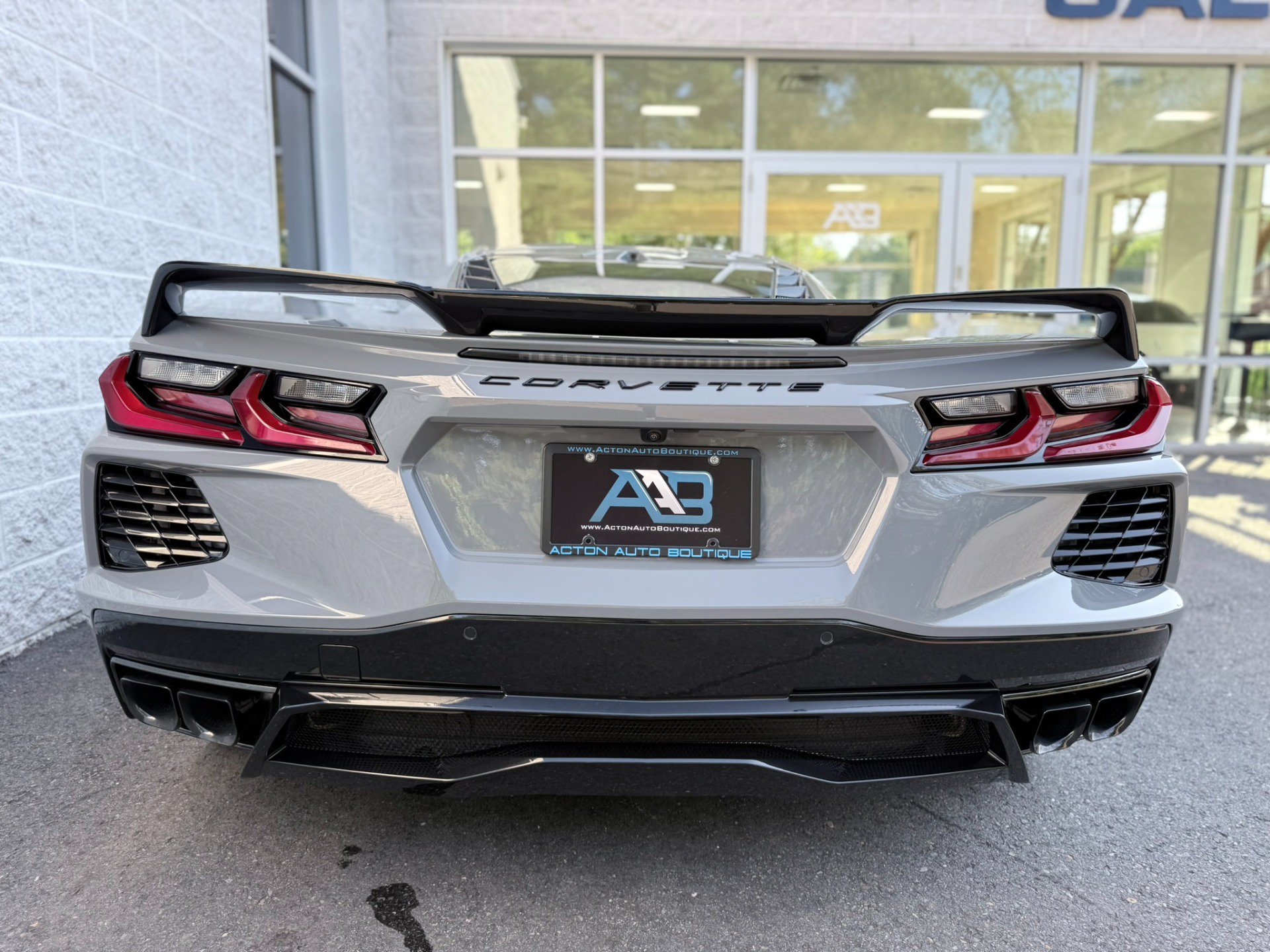 Used 2024 Chevrolet Corvette Stingray Preferred Cpe w/ Z51 Performance Package RWD image 23