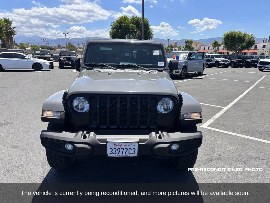 Used 2021 Jeep Gladiator Willys AWD/4WD image 9