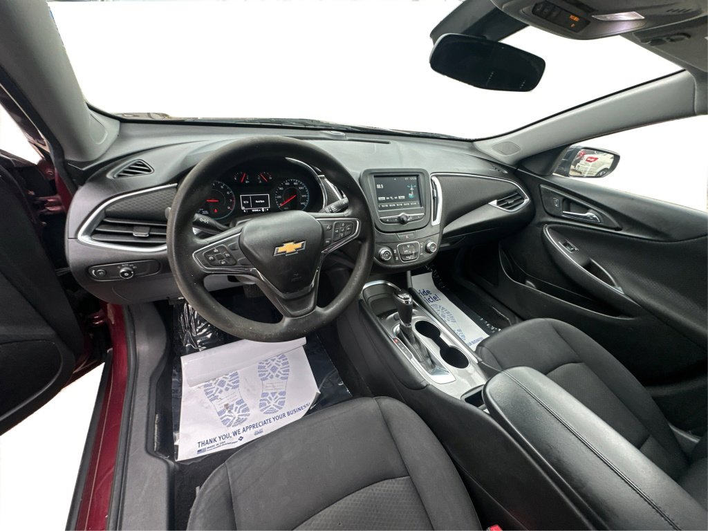 Used 2016 Chevrolet Malibu LT FWD image 33