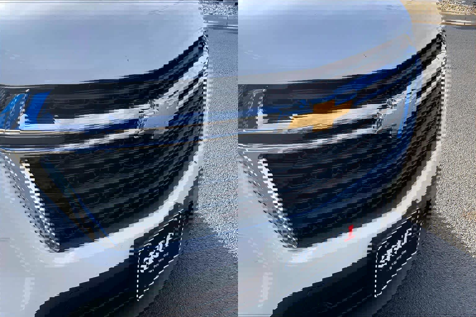 Used 2023 Chevrolet Traverse LS image 29