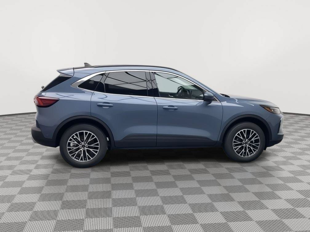 New 2024 Ford Escape SE w/ PHEV Premium Package FWD image 40
