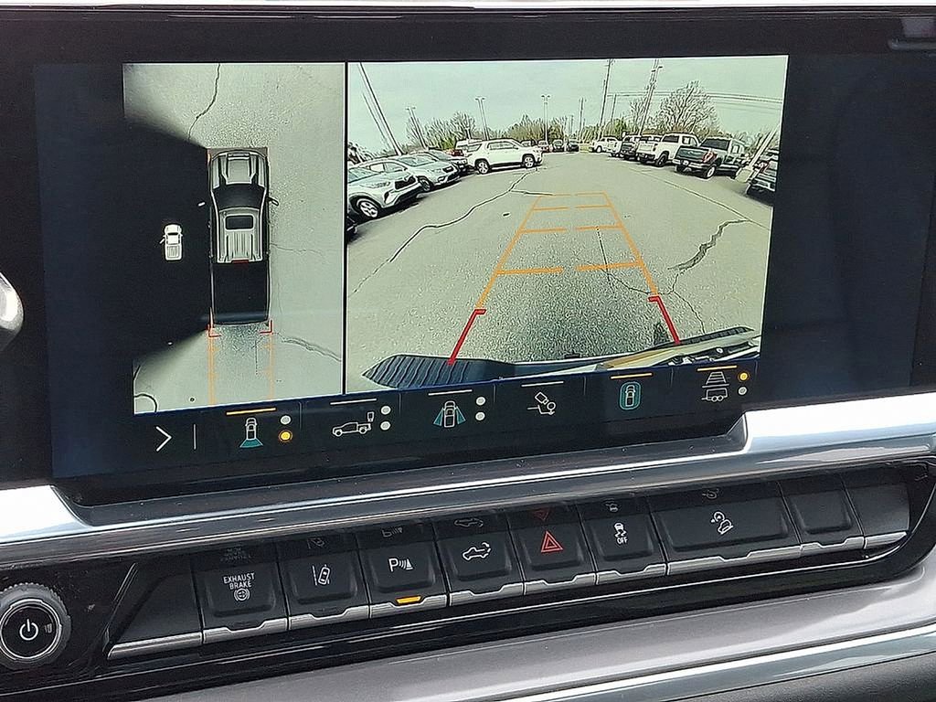 Used 2025 Chevrolet Silverado 2500 High Country w/ High Country Premium Package AWD/4WD image 14