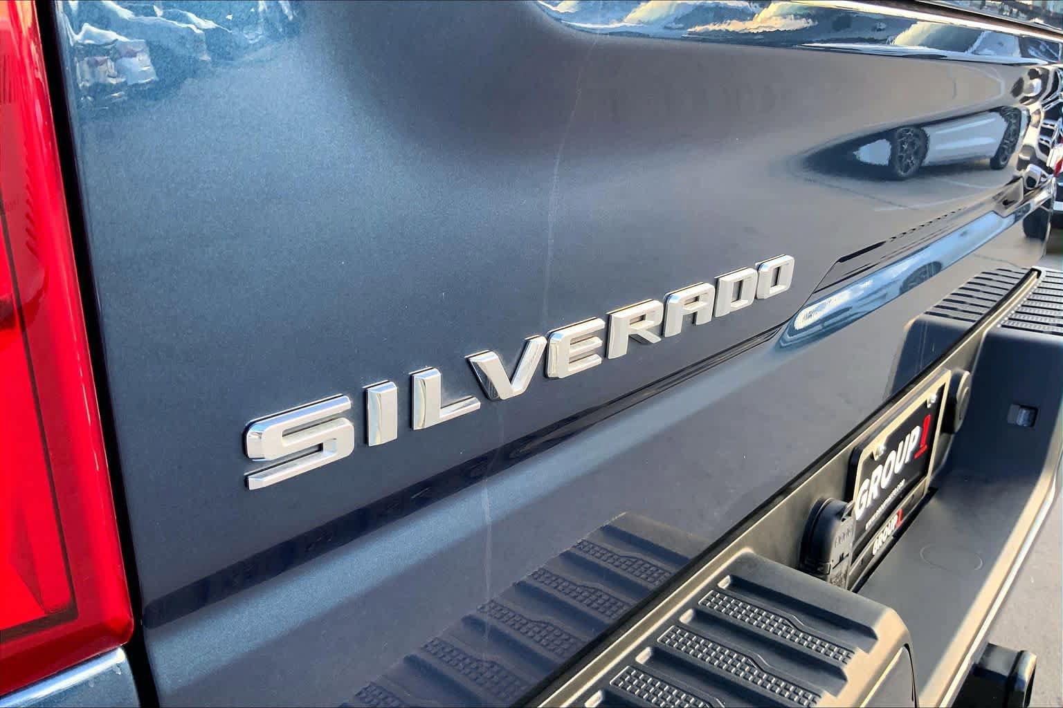 Used 2023 Chevrolet Silverado 1500 RST w/ LPO, Dark Essentials Package AWD/4WD image 31