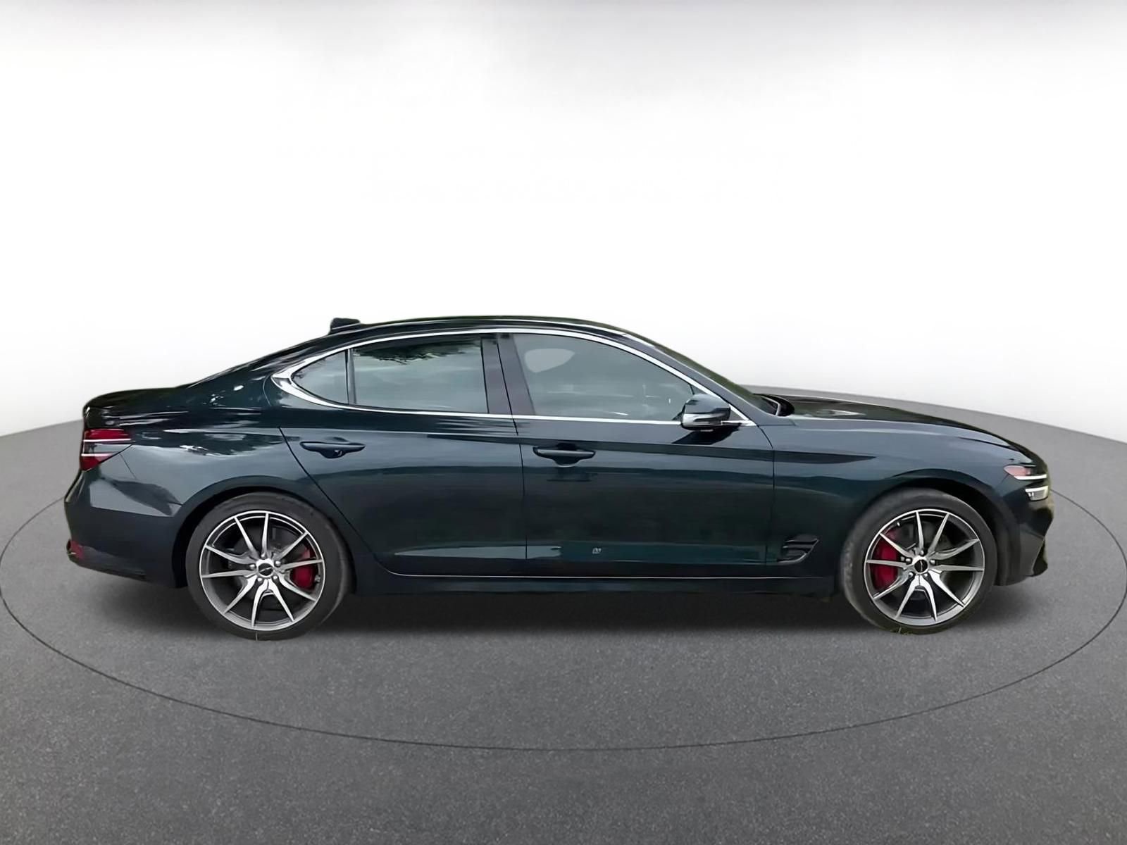Used 2025 Genesis G70 2.5T AWD/4WD image 16