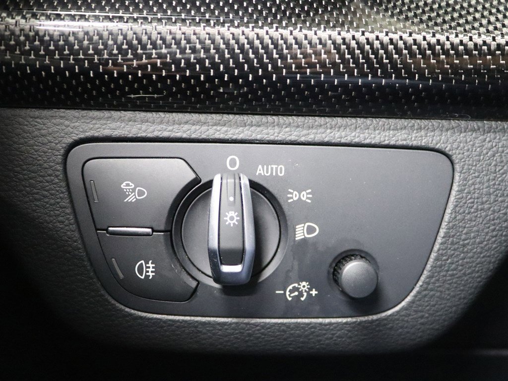 Used 2020 Audi SQ5 Premium Plus image 34