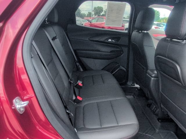 Used 2025 Chevrolet TrailBlazer RS w/ Convenience Package FWD image 40
