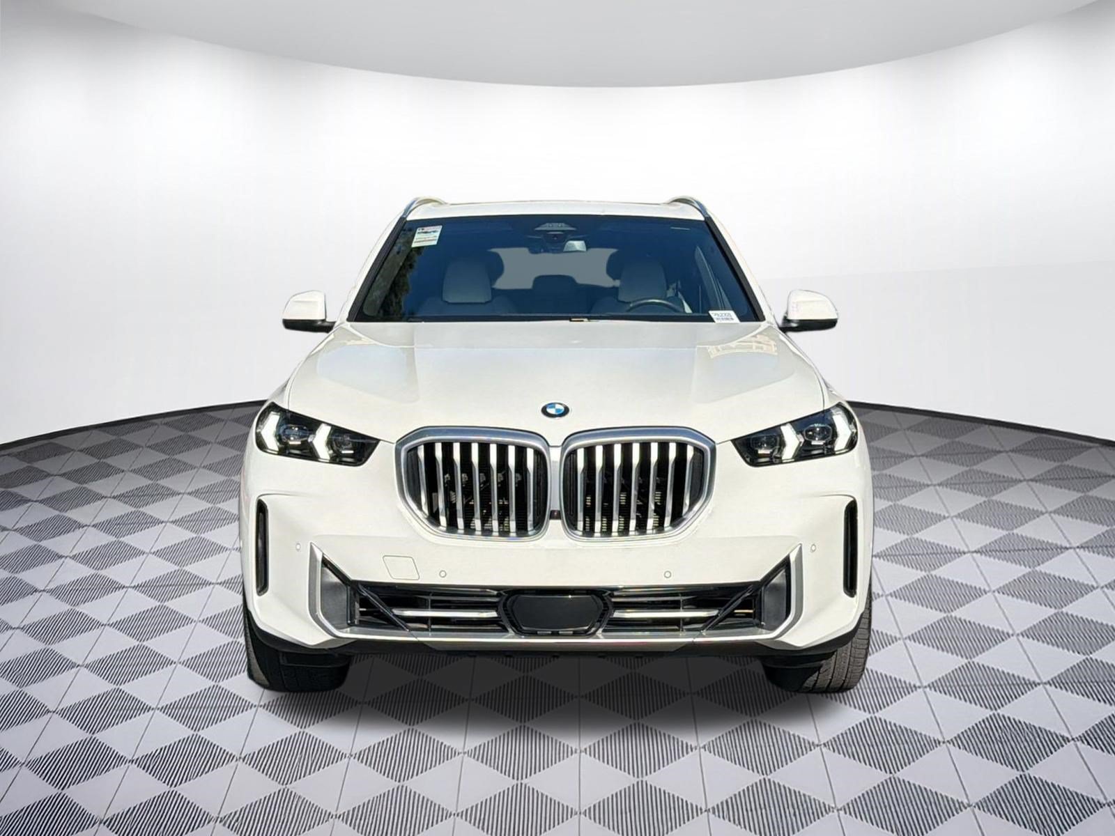 Used 2024 BMW X5 sDrive40i w/ Parking Assistance Package RWD image 6