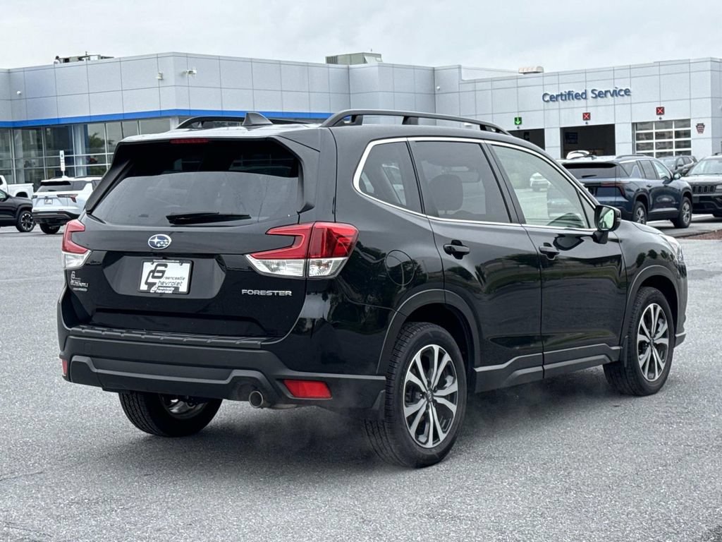 Used 2023 Subaru Forester Limited AWD/4WD image 25