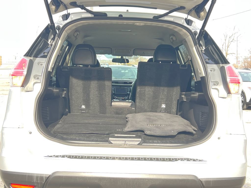 Used 2016 Nissan Rogue SL image 15