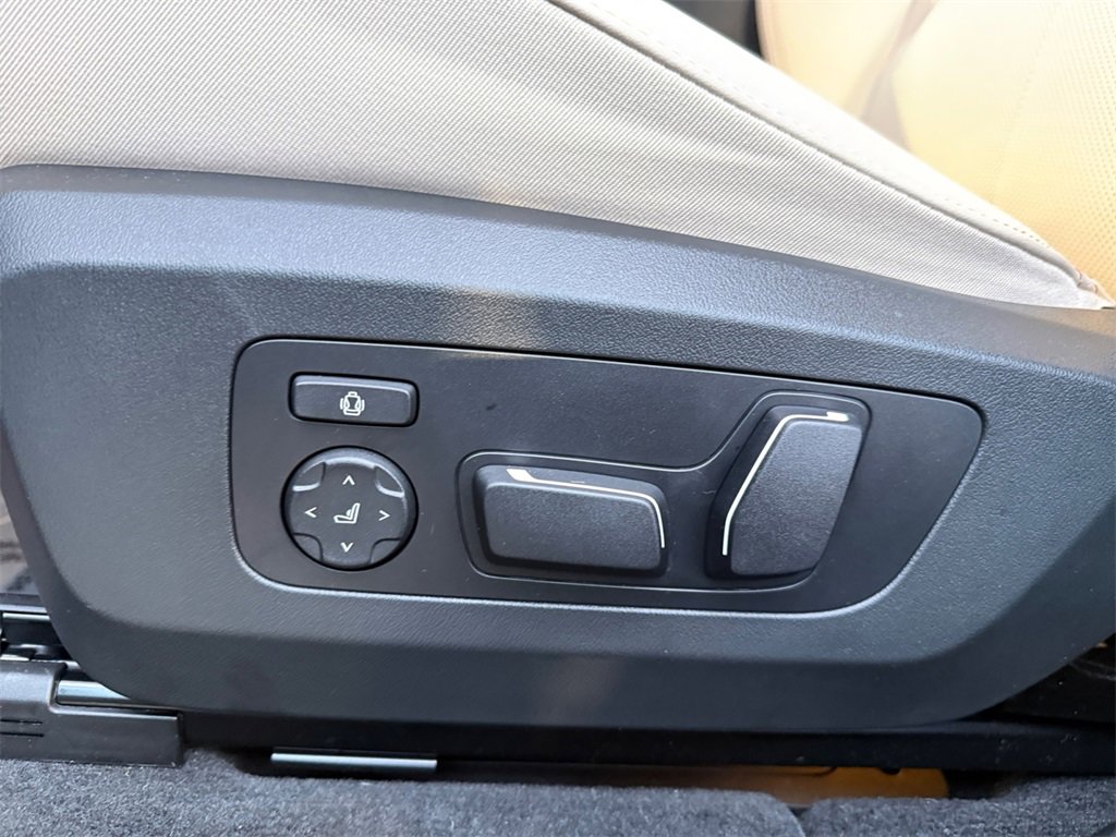 Used 2025 BMW X3 xDrive30i w/ M Sport Package image 33