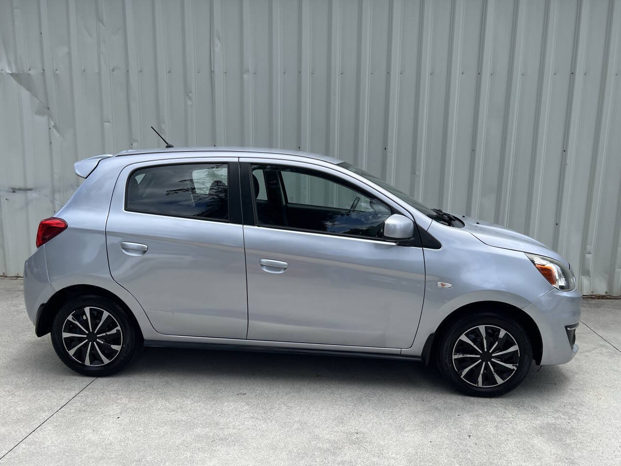 Used 2020 Mitsubishi Mirage ES FWD image 2
