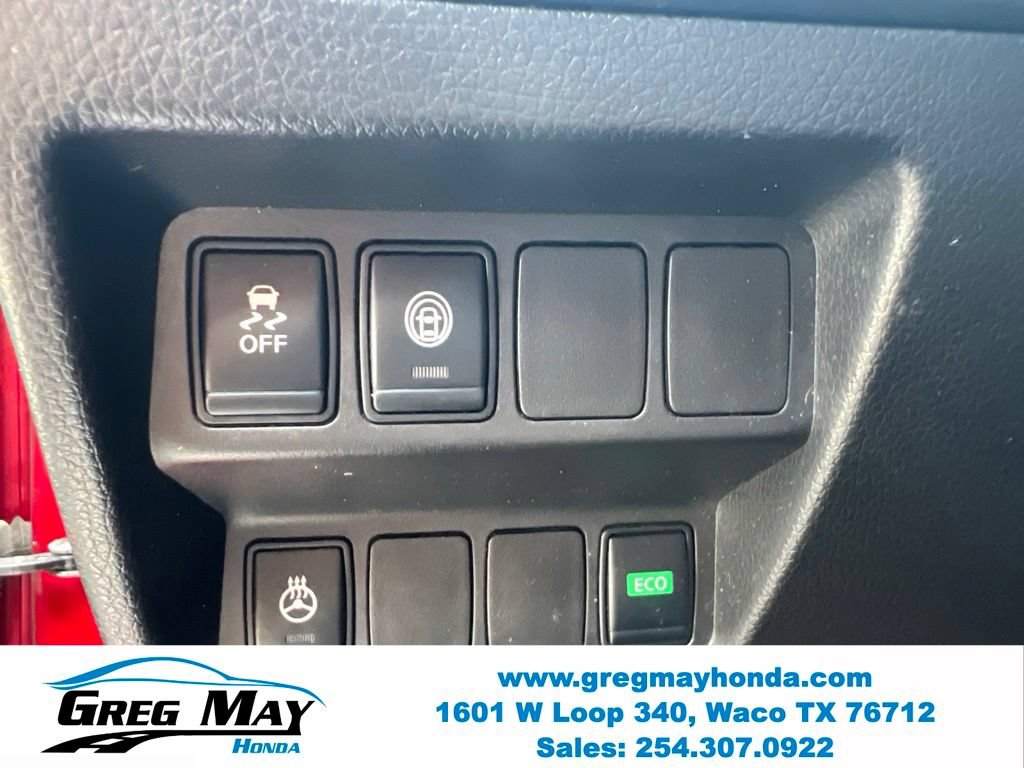 Used 2018 Nissan Rogue Sport SL w/ SL Premium Package FWD image 28