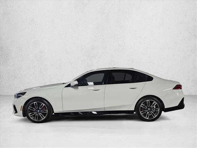 Used 2024 BMW 530i 530i w/ M Sport Package image 9