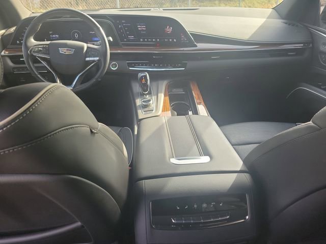 Used 2021 Cadillac Escalade Premium Luxury image 10