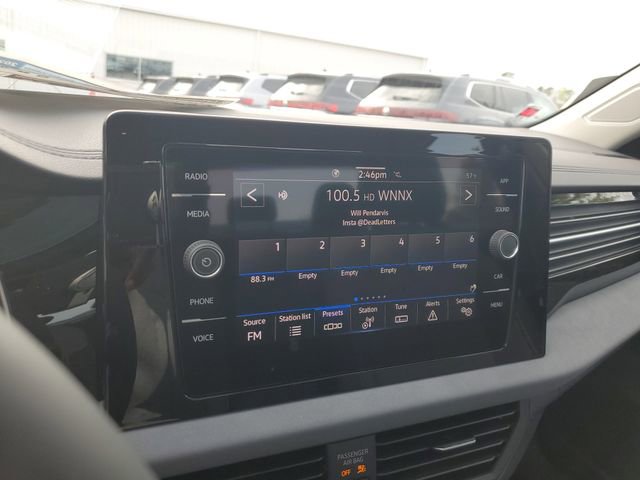 New 2026 Volkswagen Jetta SE FWD image 19