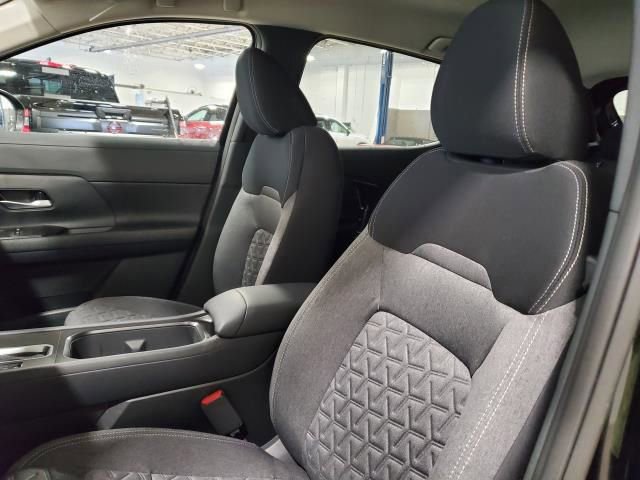 New 2026 Nissan Kicks SV w/ Cold Weather Package image 19