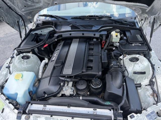 Used 2001 BMW Z3 3.0i RWD image 10