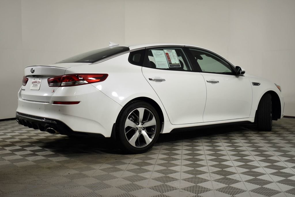Used 2020 Kia Optima S image 4