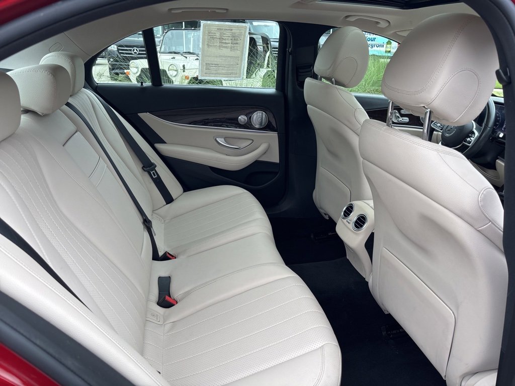 Used 2020 Mercedes-Benz E 350 Sedan image 38