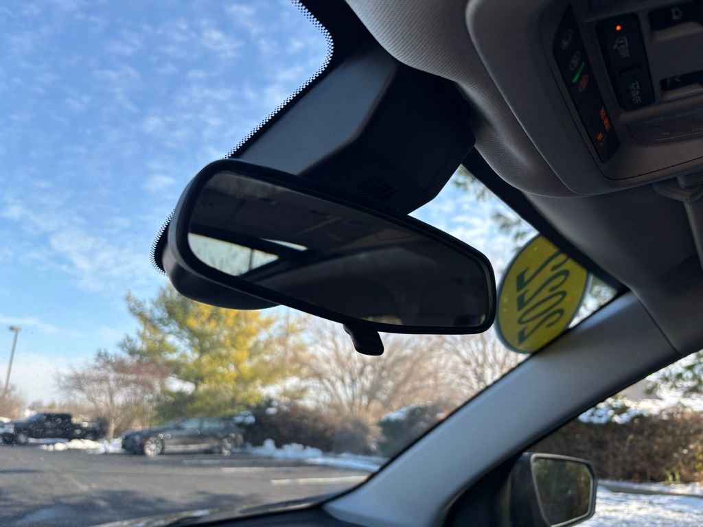 Used 2022 Chevrolet Equinox LT image 33