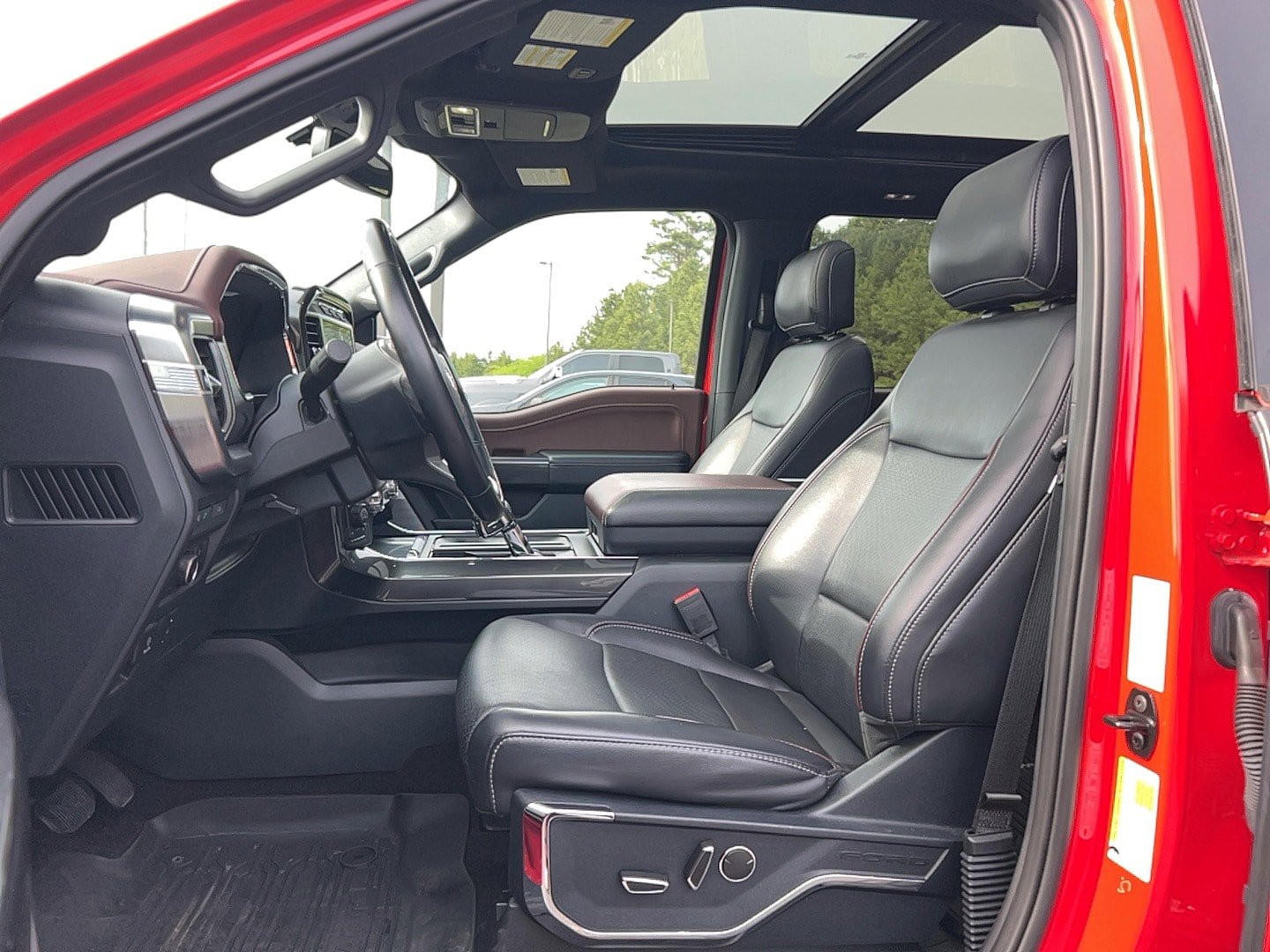 Used 2021 Ford F150 Lariat AWD/4WD image 10