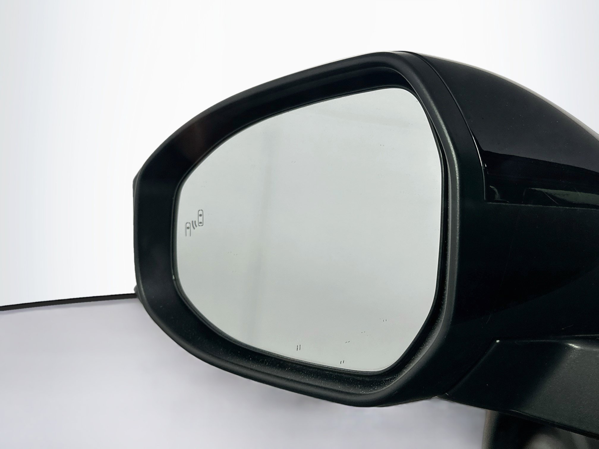 Used 2024 Toyota Prius LE FWD image 16