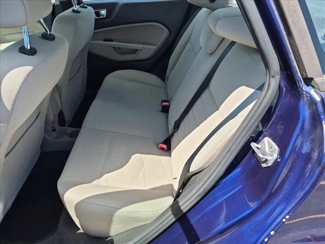 Used 2016 Ford Fiesta SE FWD image 18