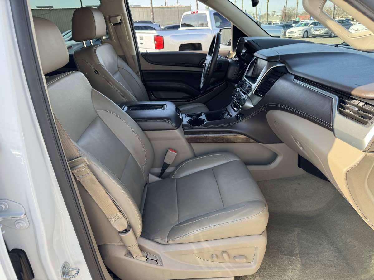 Used 2016 Chevrolet Tahoe LT w/ Luxury Package image 12