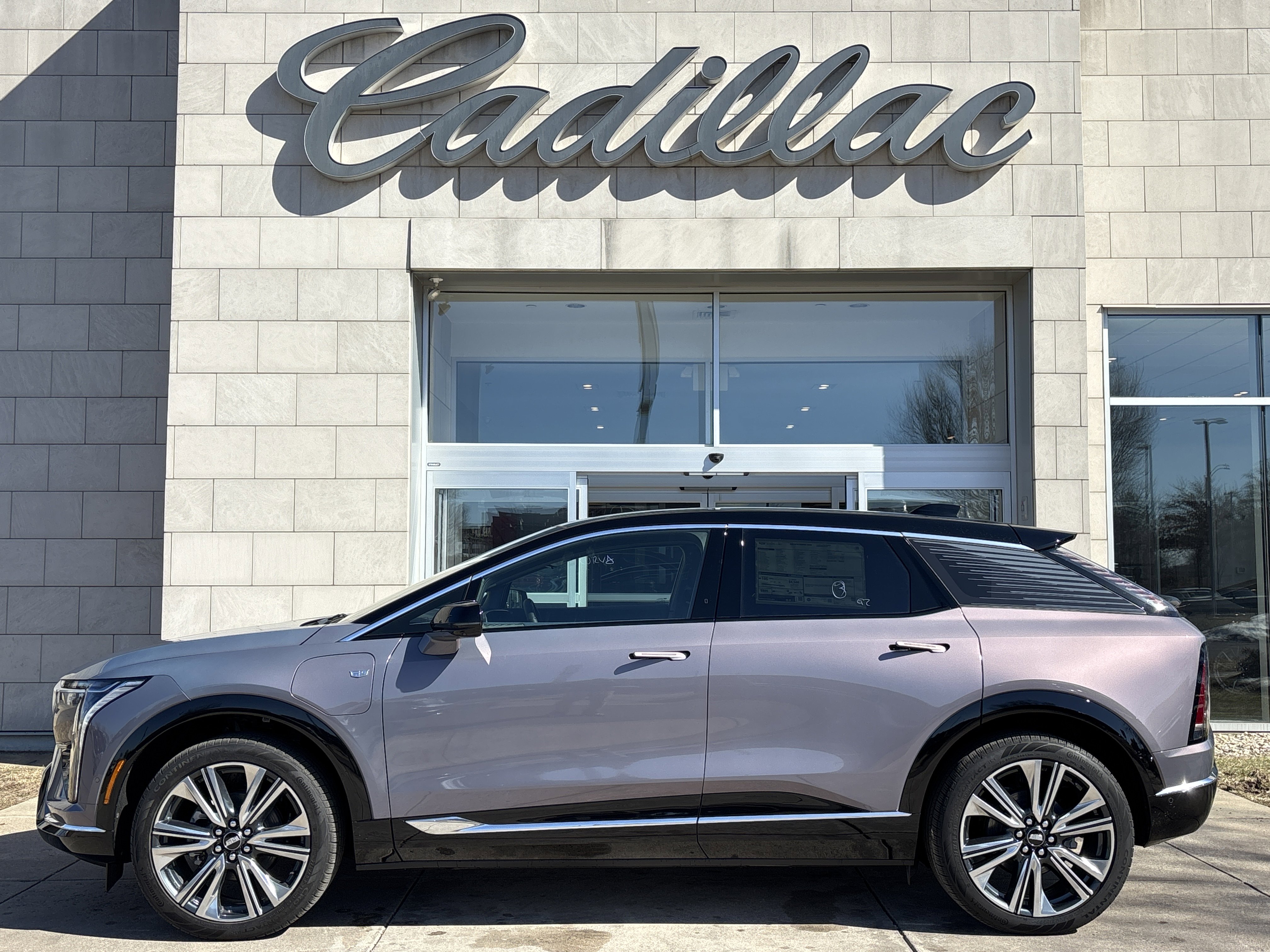 New 2026 Cadillac Optiq Luxury 2 RWD image 10