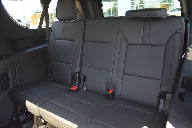 New 2026 Chevrolet Suburban RST w/ Comfort Package AWD/4WD image 17