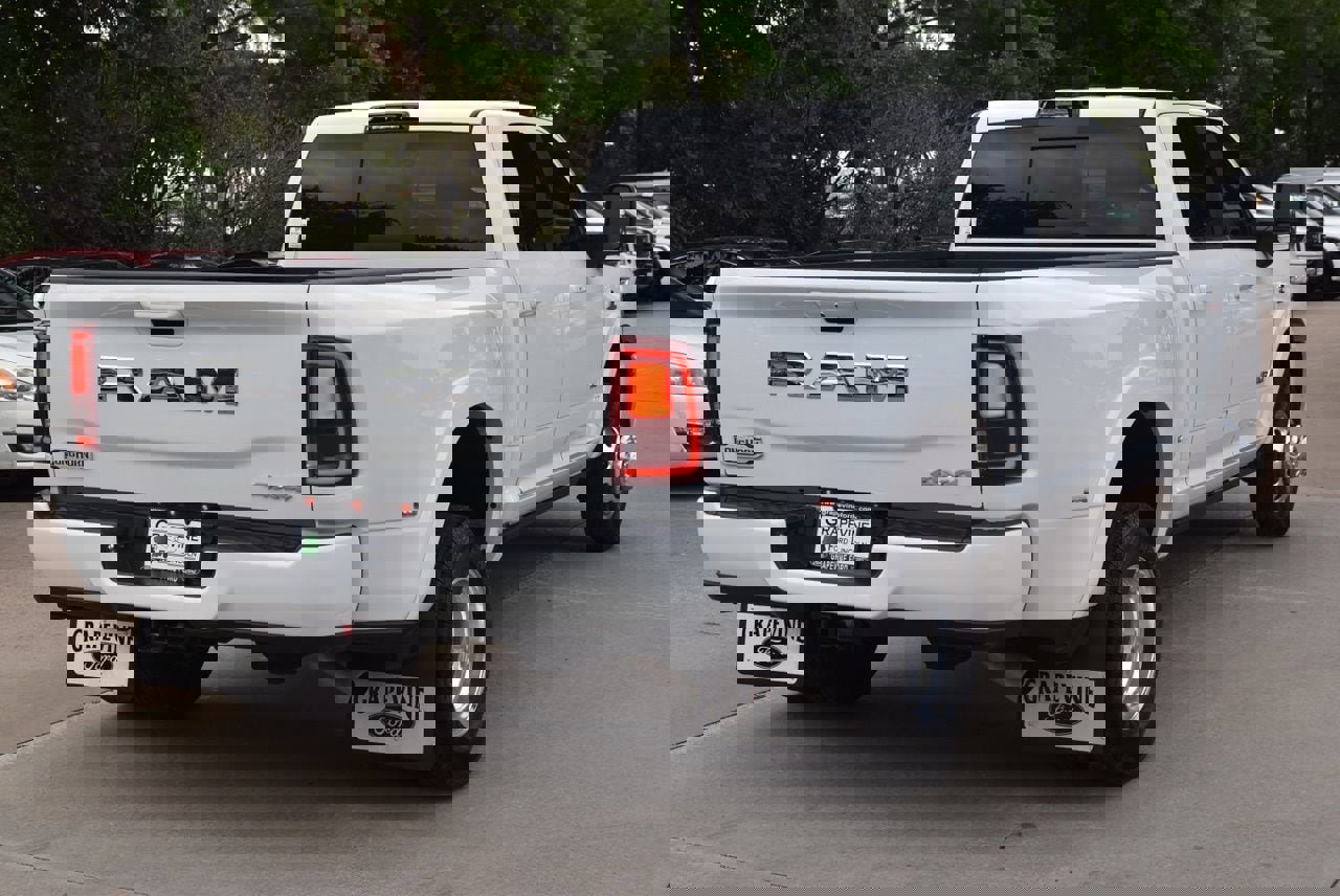 Used 2025 RAM 3500 Longhorn image 8