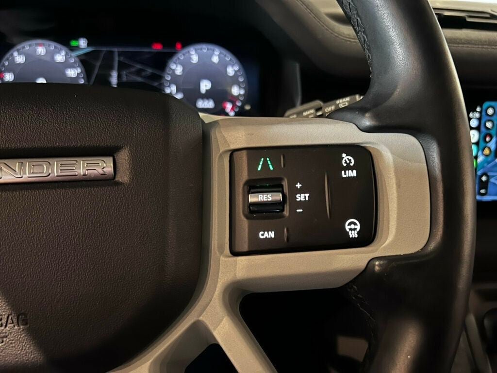 Used 2023 Land Rover Defender 90 SE AWD/4WD image 35