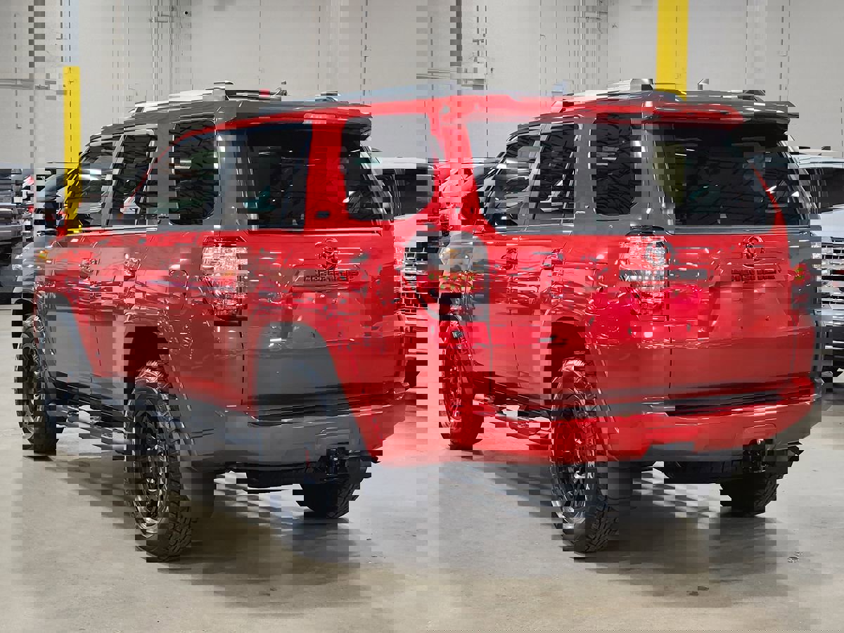 Used 2022 Toyota 4Runner SR5 image 11