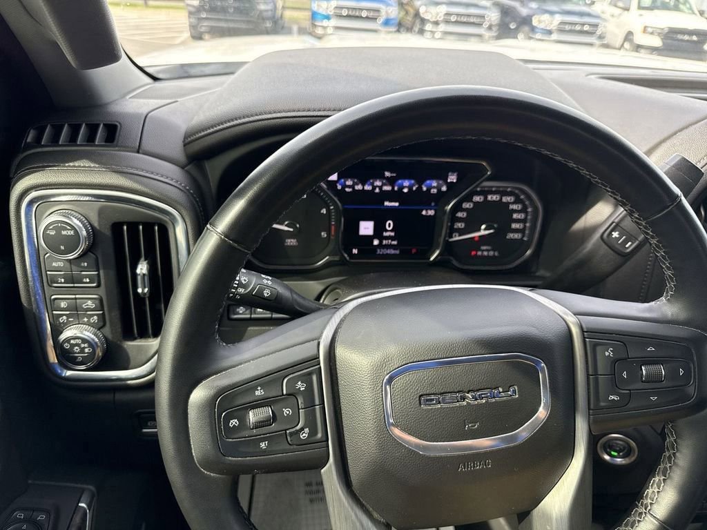Used 2023 GMC Sierra 3500 Denali w/ Denali Ultimate Package AWD/4WD image 26