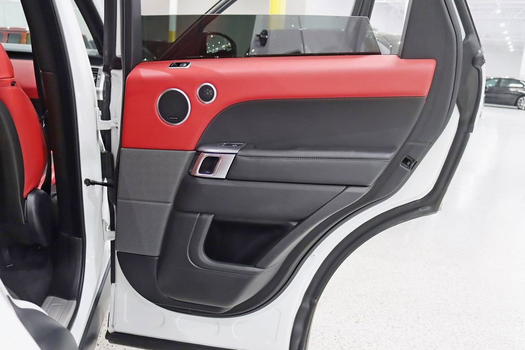 Used 2020 Land Rover Range Rover Sport HSE Dynamic image 38