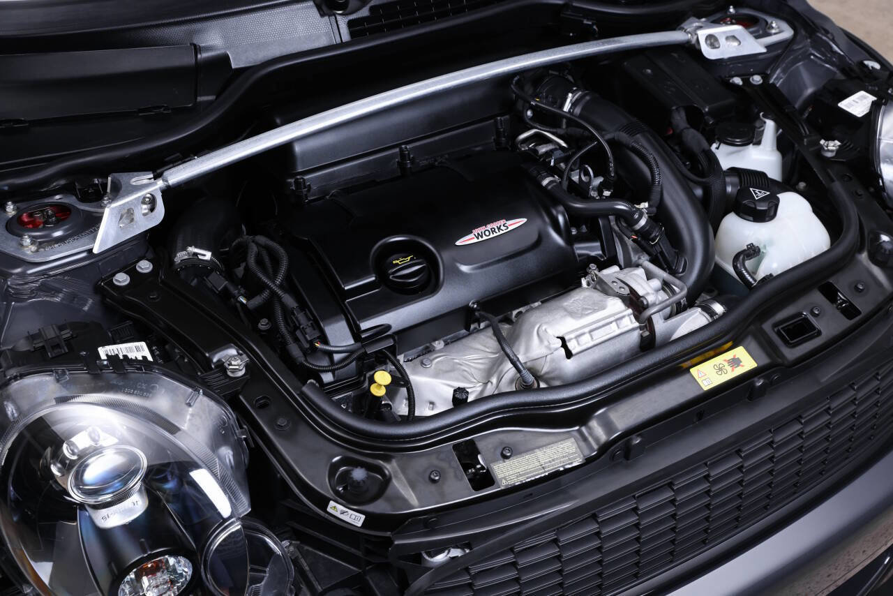 Used 2013 MINI Cooper John Cooper Works image 89