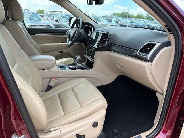 Used 2019 Jeep Grand Cherokee Limited w/ Trailer Tow Group IV AWD/4WD image 19