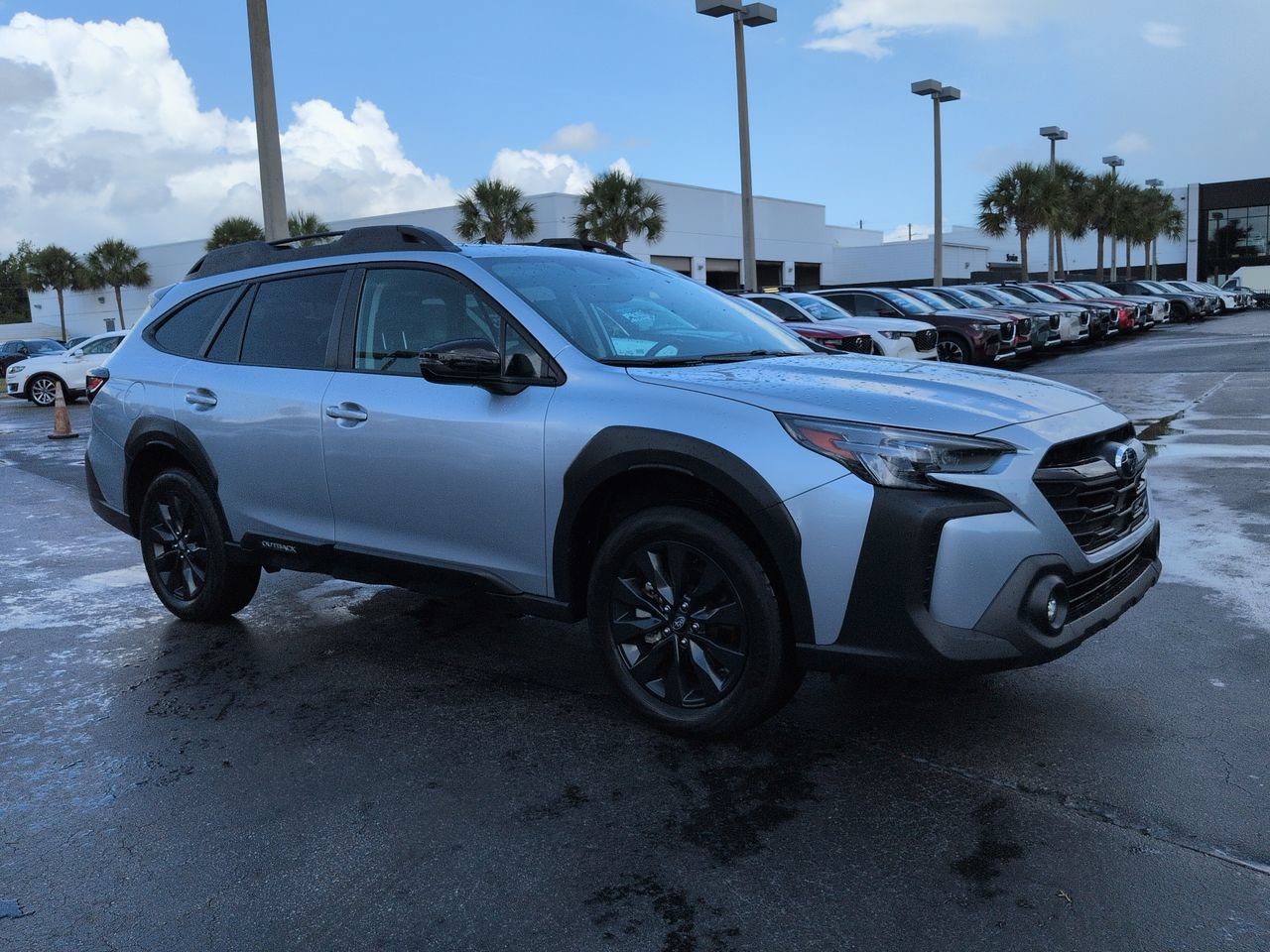 Used 2024 Subaru Outback Onyx Edition XT AWD/4WD image 2