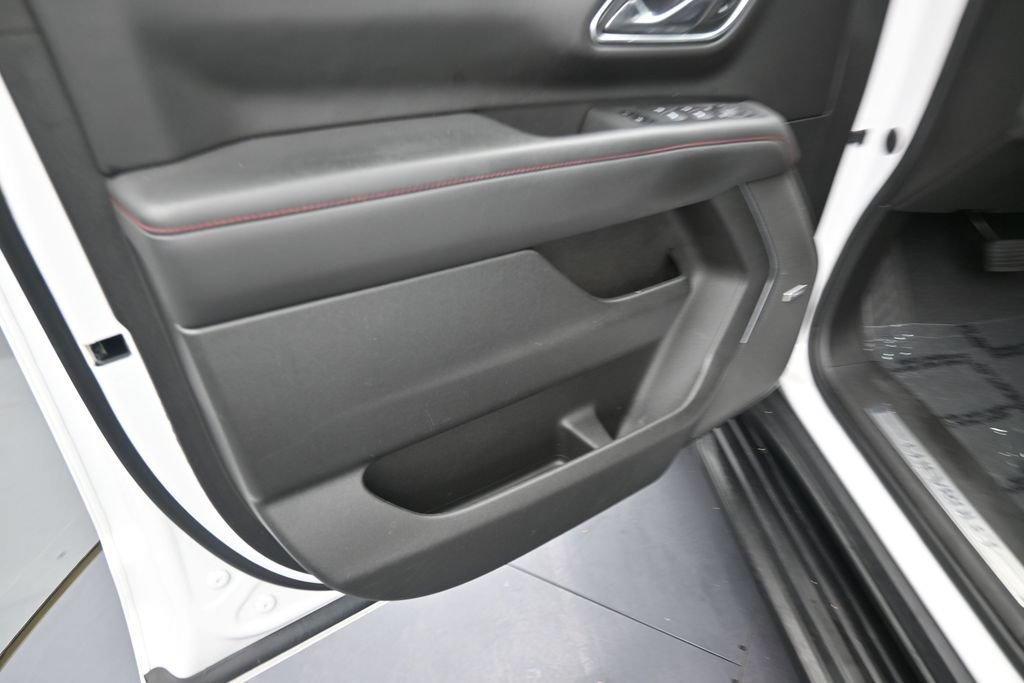 Used 2023 Chevrolet Tahoe RST w/ Luxury Package RWD image 10