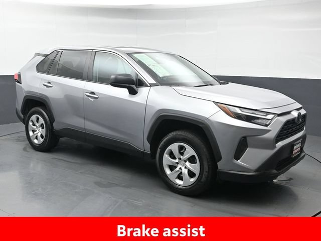 Certified 2023 Toyota RAV4 LE AWD/4WD image 10