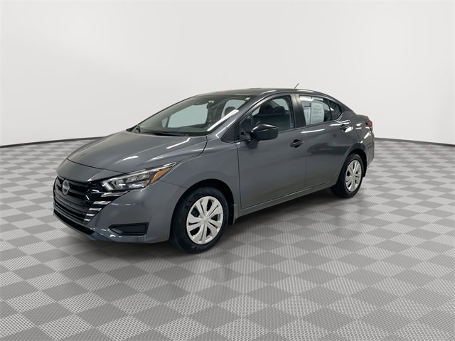 Used 2025 Nissan Versa S w/ Trunk Package image 5
