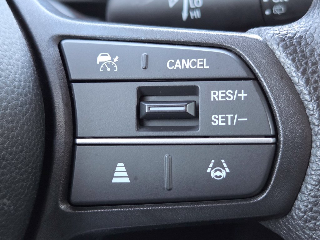 Used 2025 Honda CR-V LX image 12