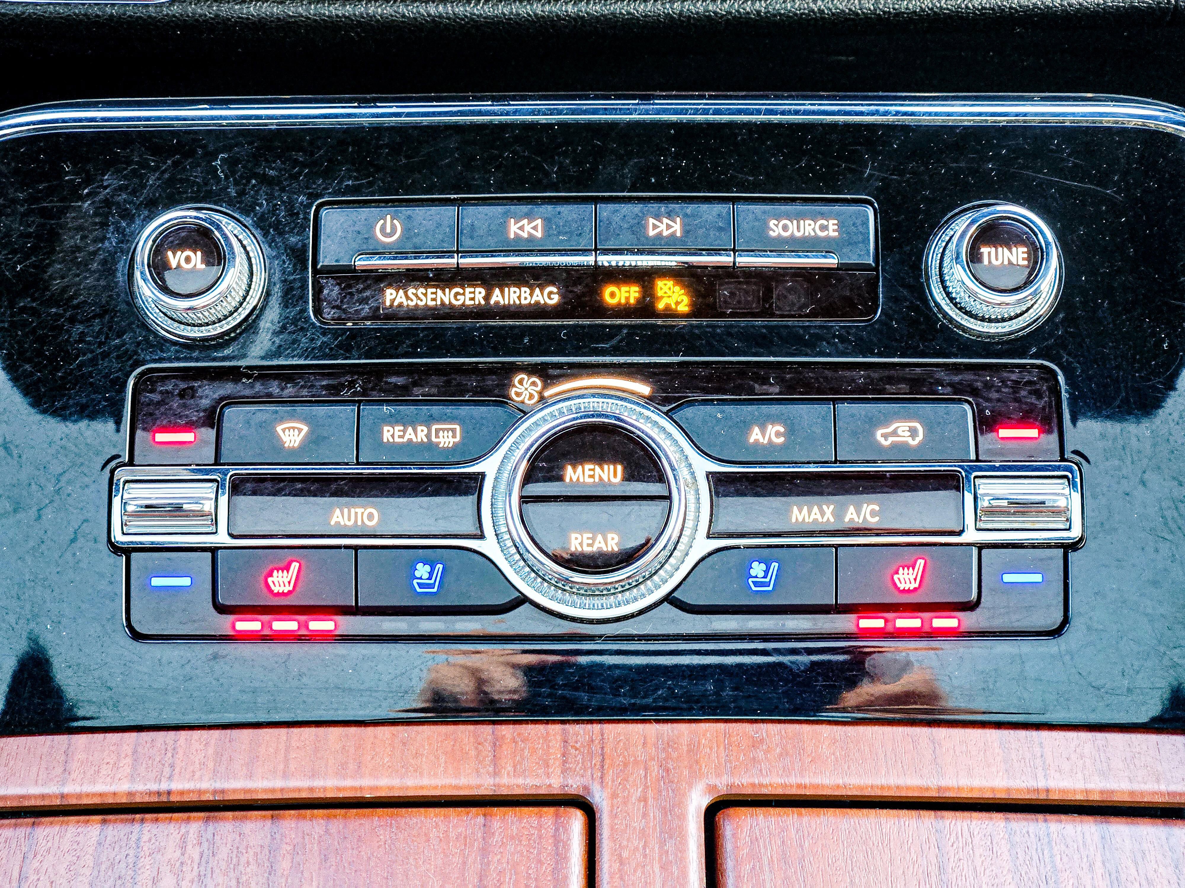 Used 2020 Lincoln Navigator Reserve image 19