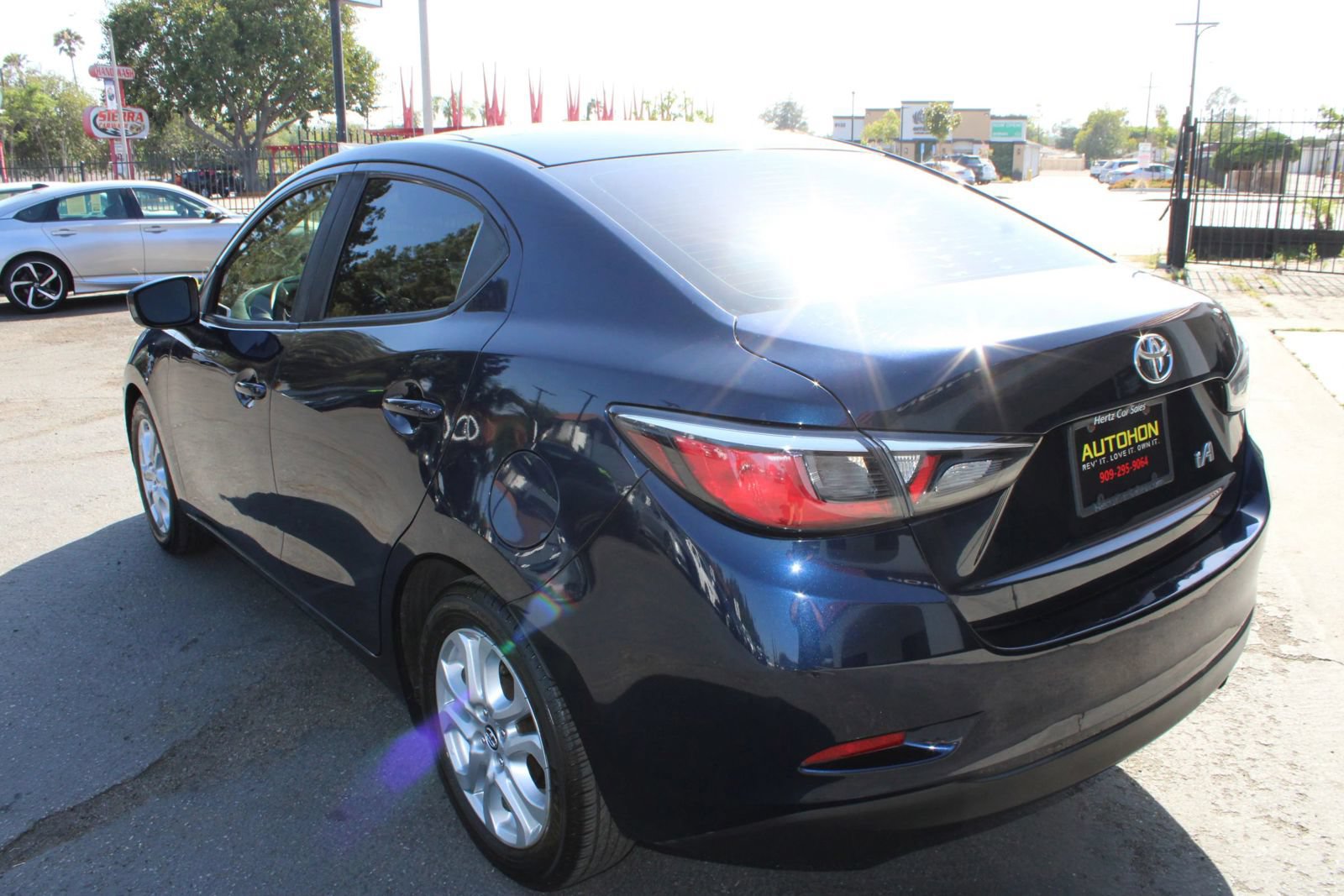 Used 2018 Toyota Yaris iA FWD image 37