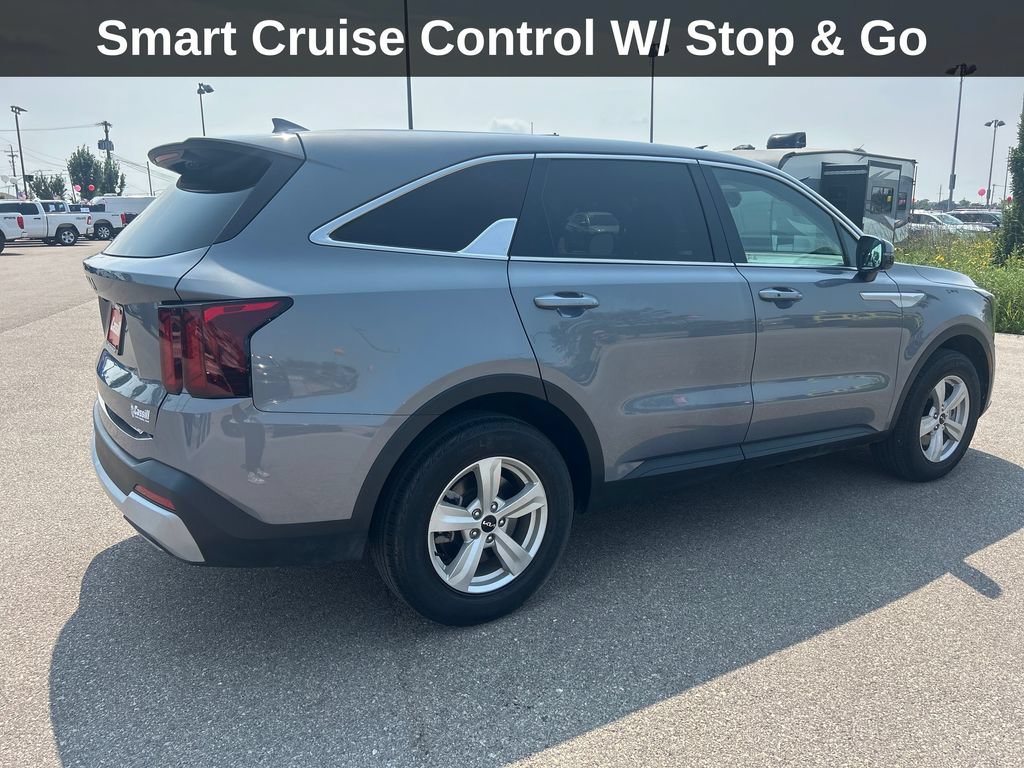 Used 2024 Kia Sorento LX FWD image 6